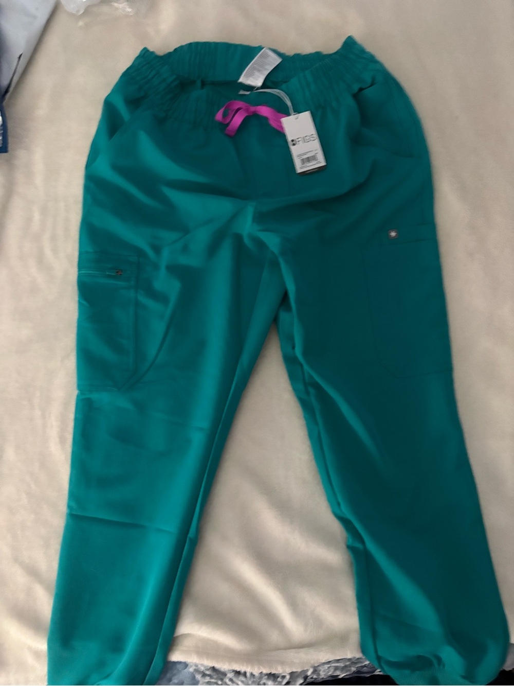 Figs lagoon Scrub Pants with Pink Drawstring